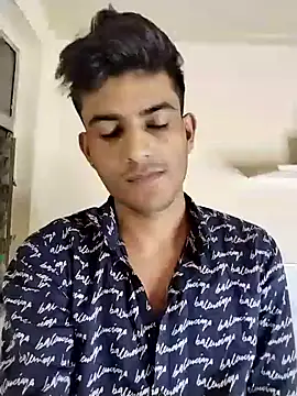 Snapshot of kingkartik7 chatting on 01-24-25, 09:26 kingkartik7 online show from 01-24-25, 09:26