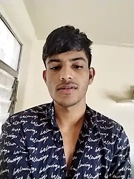 Snapshot of kingkartik7 chatting on 02-12-25, 10:46 kingkartik7 online show from 02-12-25, 10:46