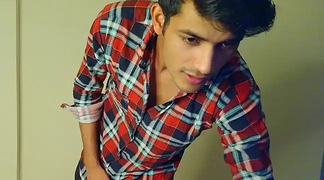 Snapshot of kingkartik7 chatting on 03-16-25, 08:32 kingkartik7 online show from 03-16-25, 08:32