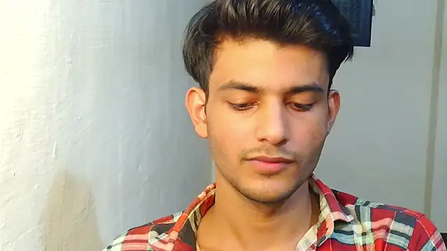 Snapshot of kingkartik7 chatting on 10-07-25, 05:43 kingkartik7 online show from 10-07-25, 05:43