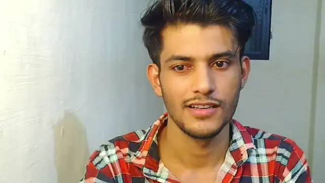 Snapshot of kingkartik7 chatting on 10-17-25, 05:04 kingkartik7 online show from 10-17-25, 05:04