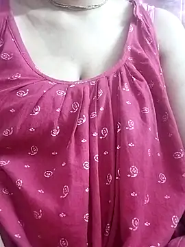 miss-Riy online show from 02-16-25, 04:42