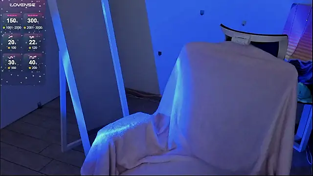 Snapshot of Fire_Bestie chatting on 01-11-26, 02:00 Fire Bestie online show from 01-11-26, 02:00