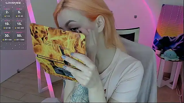 Snapshot of Fire_Bestie chatting on 01-13-26, 02:11 Fire Bestie online show from 01-13-26, 02:11