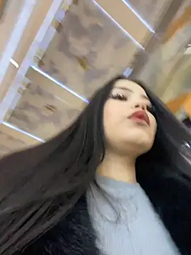 Chloe  Moon online show from 12-22-24, 04:06