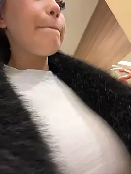 Chloe  Moon online show from 01-10-25, 02:45