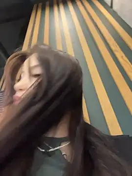 Chloe  Moon online show from 10-24-25, 01:07