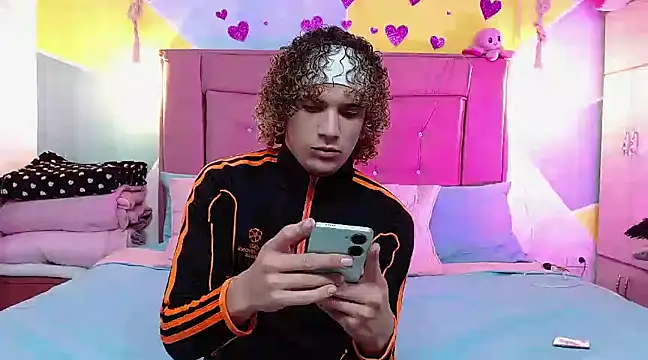 tylor boy online show from 03-20-25, 01:35