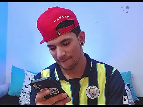 tylor boy online show from 04-16-26, 03:40