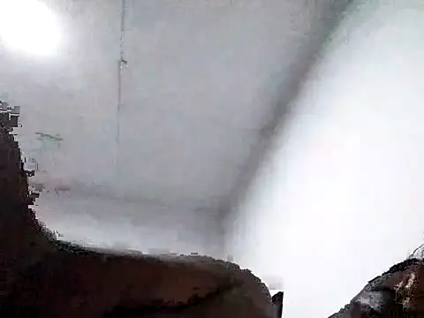 Snapshot of nikini1621 chatting on 02-09-26, 01:48 nikini1621 online show from 02-09-26, 01:48