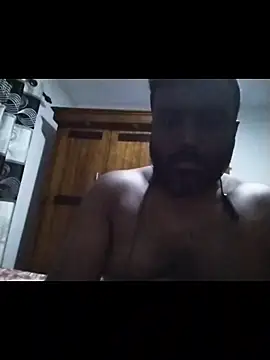 Snapshot of nikini1621 chatting on 03-01-26, 08:11 nikini1621 online show from 03-01-26, 08:11