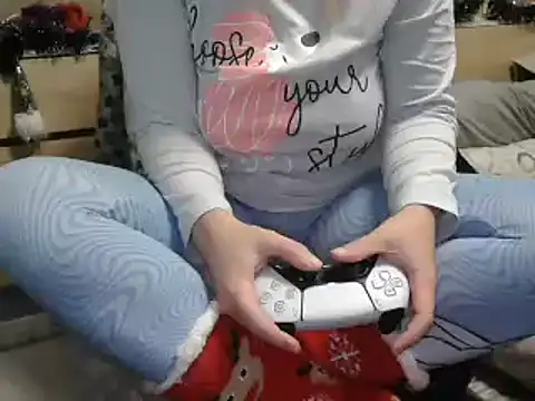 LaRa forU online show from 12-12-24, 07:37