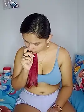 Snapshot of sariitha_sw chatting on 09-10-25, 04:29 sariitha sw online show from 09-10-25, 04:29