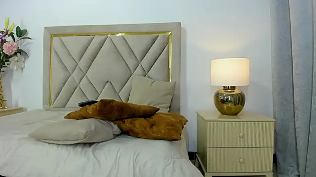 emily queen2 online show from 01-15-26, 07:28