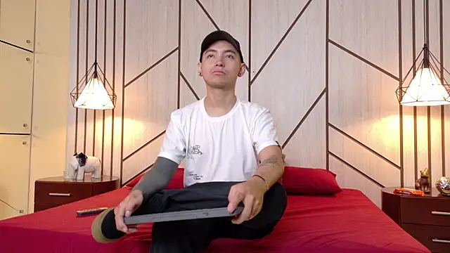 MARCUS AND HIKARY online show from 02-13-25, 01:15