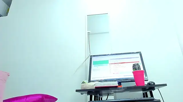 Dalia 20 online show from 02-05-25, 01:37