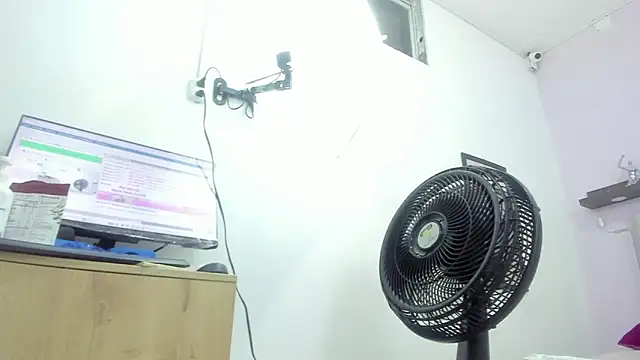 Dalia 20 online show from 12-20-25, 12:29