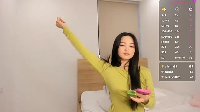 1 love 8 online show from 12-20-24, 11:37