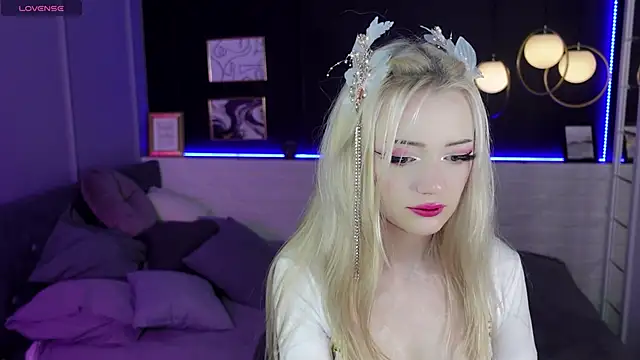 EmilyAir online show from 12-23-24, 12:35