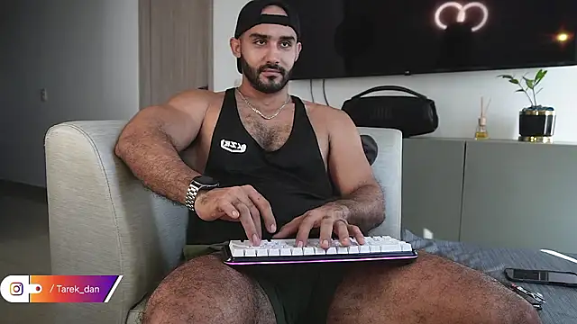 Snapshot of orion1993 chatting on 01-19-26, 02:54 orion1993 online show from 01-19-26, 02:54