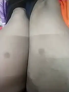 Snapshot of rohitlov150 chatting on 02-27-25, 01:48 rohitlov150 online show from 02-27-25, 01:48