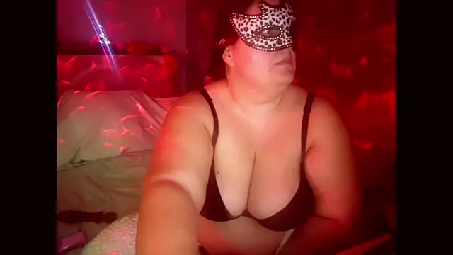 Snapshot of passionduo4 chatting on 12-19-24, 07:51 passionduo4 online show from 12-19-24, 07:51