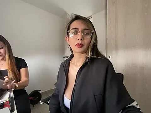 HannaOlsen183 online show from 02-24-26, 07:12