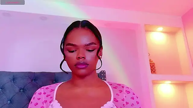 CamiEstrada online show from 01-11-26, 06:57