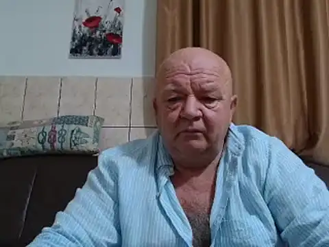 Snapshot of fullballs6 chatting on 12-08-24, 04:25 fullballs6 online show from 12-08-24, 04:25