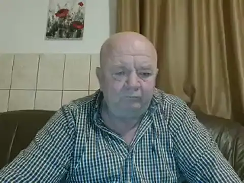 Snapshot of fullballs6 chatting on 02-10-25, 03:13 fullballs6 online show from 02-10-25, 03:13