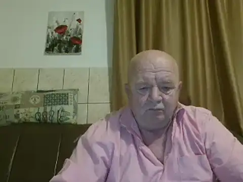 Snapshot of fullballs6 chatting on 02-13-25, 03:18 fullballs6 online show from 02-13-25, 03:18