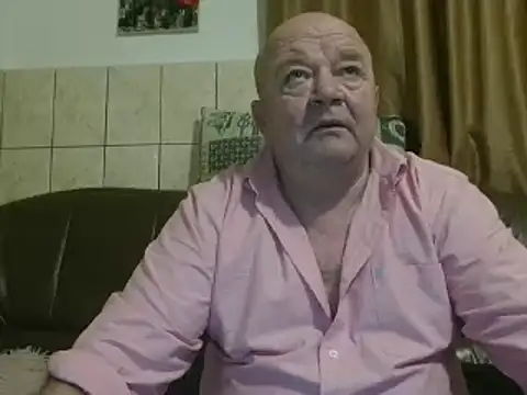 Snapshot of fullballs6 chatting on 02-21-25, 03:01 fullballs6 online show from 02-21-25, 03:01