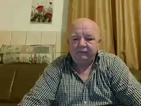 Snapshot of fullballs6 chatting on 03-16-25, 02:53 fullballs6 online show from 03-16-25, 02:53