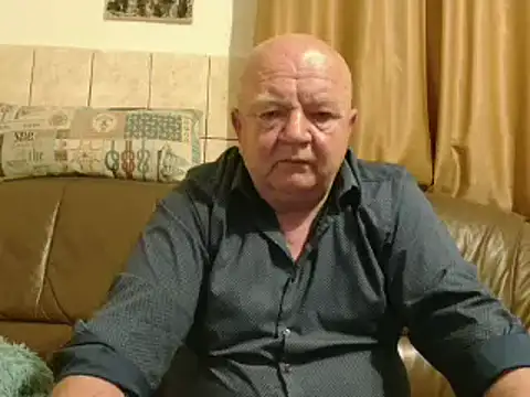 Snapshot of fullballs6 chatting on 03-22-25, 03:20 fullballs6 online show from 03-22-25, 03:20