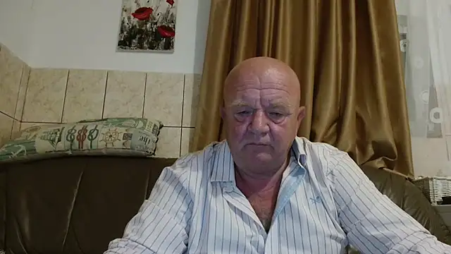 Snapshot of fullballs6 chatting on 09-20-25, 02:12 fullballs6 online show from 09-20-25, 02:12