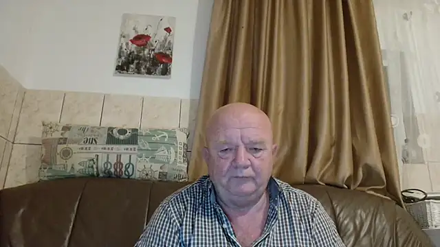 Snapshot of fullballs6 chatting on 10-07-25, 02:20 fullballs6 online show from 10-07-25, 02:20