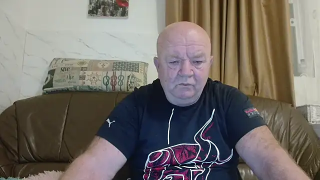 Snapshot of fullballs6 chatting on 01-07-26, 03:09 fullballs6 online show from 01-07-26, 03:09