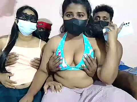 Snapshot of princesslesbi chatting on 02-12-25, 06:09 princesslesbi online show from 02-12-25, 06:09