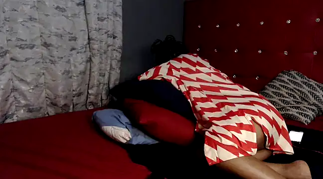 Foxybrownxx1 online show from 03-07-25, 05:40