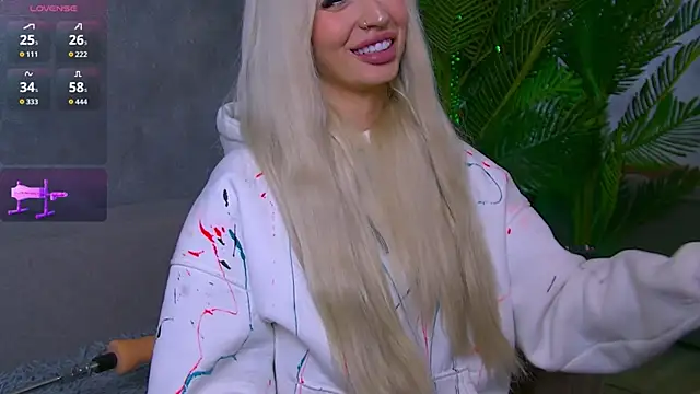 Snapshot of BambiAndAyline chatting on 09-29-25, 03:11 BambiAndAyline online show from 09-29-25, 03:11