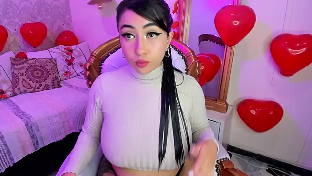 Snapshot of Sexy_cristall_ chatting on 02-18-25, 10:58 Sexy cristall  online show from 02-18-25, 10:58