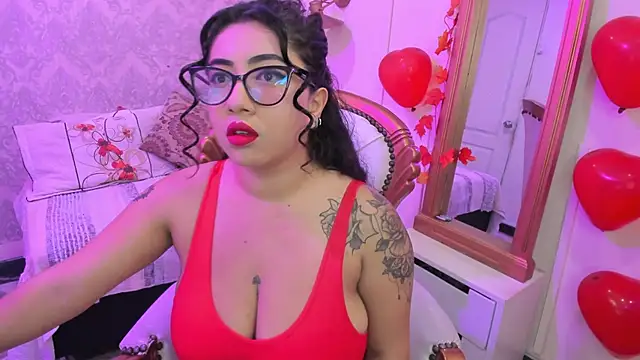 Snapshot of Sexy_cristall_ chatting on 02-20-25, 08:03 Sexy cristall  online show from 02-20-25, 08:03
