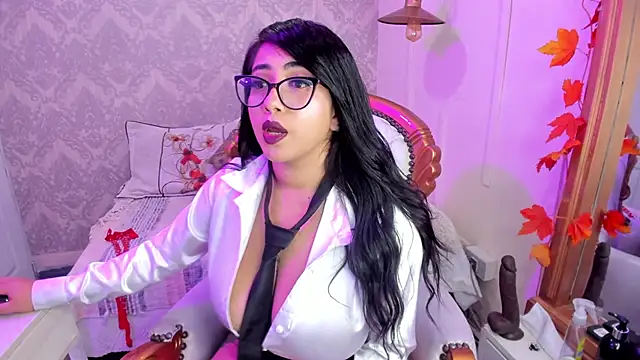 Snapshot of Sexy_cristall_ chatting on 03-22-25, 06:11 Sexy cristall  online show from 03-22-25, 06:11