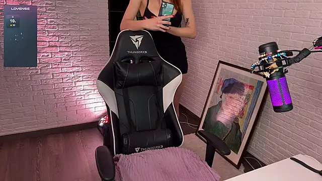 mirai meeow online show from 01-21-25, 05:09