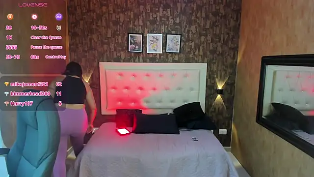 Snapshot of samantha__karolstone chatting on 02-01-25, 11:06 samantha karolstone online show from 02-01-25, 11:06