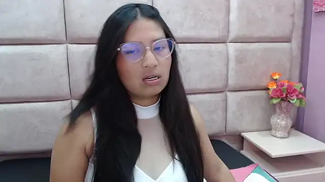 Miaa Smiith  online show from 02-07-25, 02:50