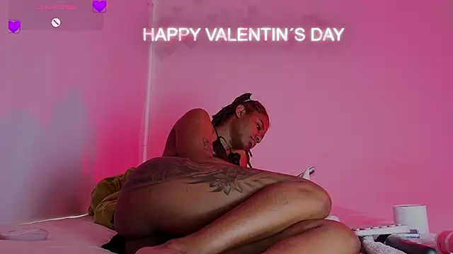 Snapshot of ChannelCox1 chatting on 02-14-26, 04:15 ChannelCox1 online show from 02-14-26, 04:15