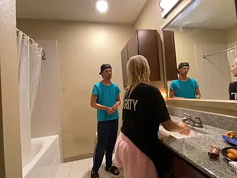 girlfriendmissy online show from 01-04-25, 07:02