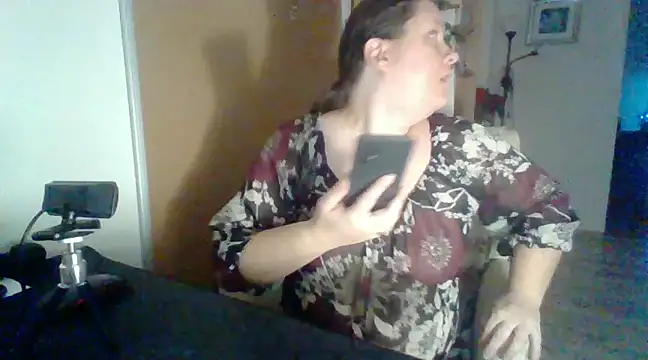 ReifeVenna online show from 12-19-24, 03:41