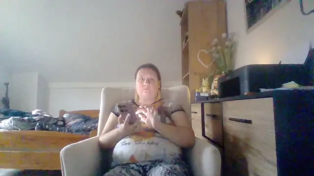 ReifeVenna online show from 09-28-25, 03:06